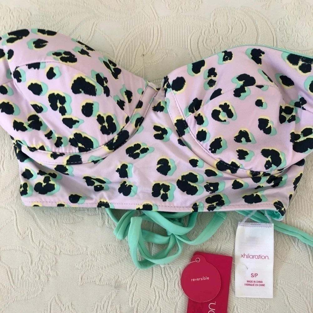 NEW Xhilaration reversible animal print bikini top